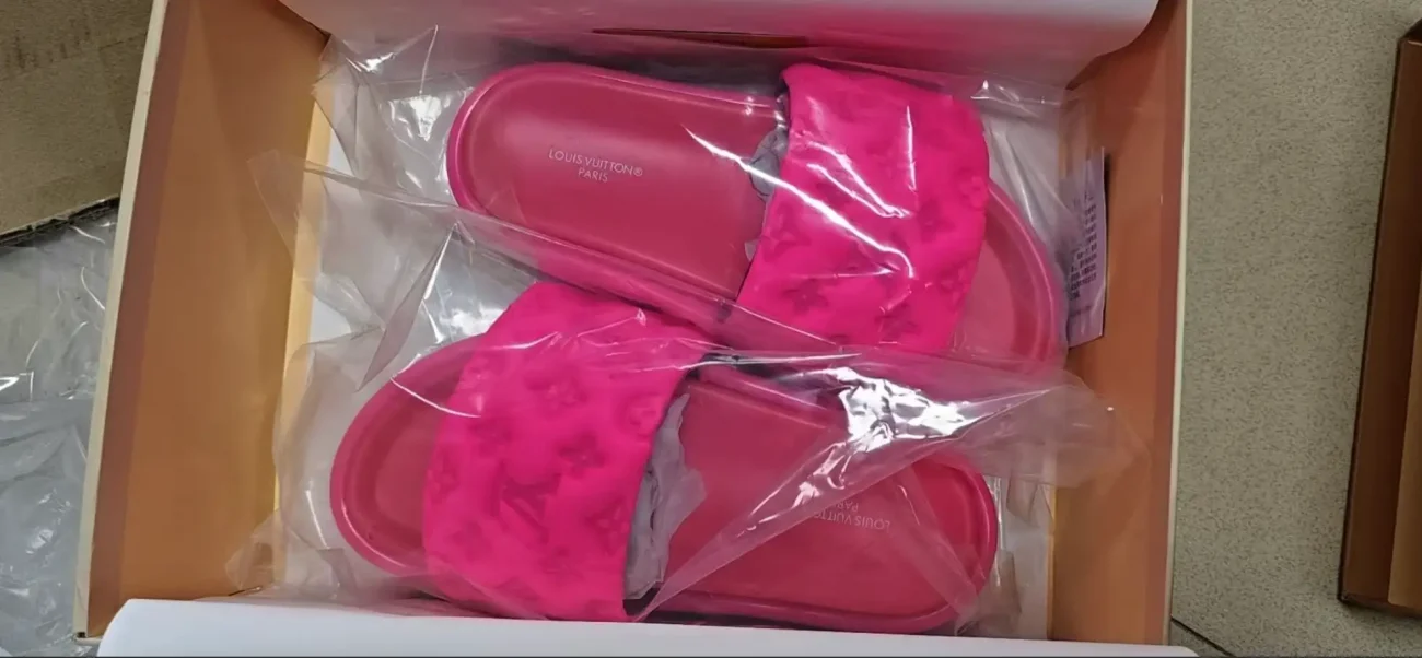 Replica Louis Vuitton Slides Review – Hot Pink Monogram Sandals from AAAPurse