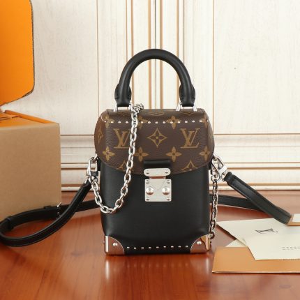 Louis Vuitton Camera Box